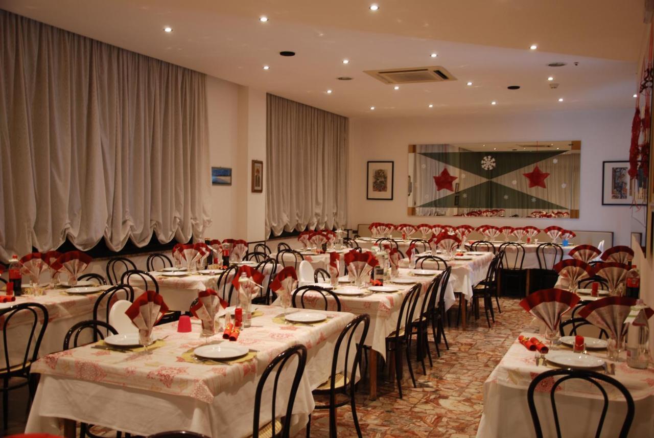 Hotel Granada Cattolica Buitenkant foto